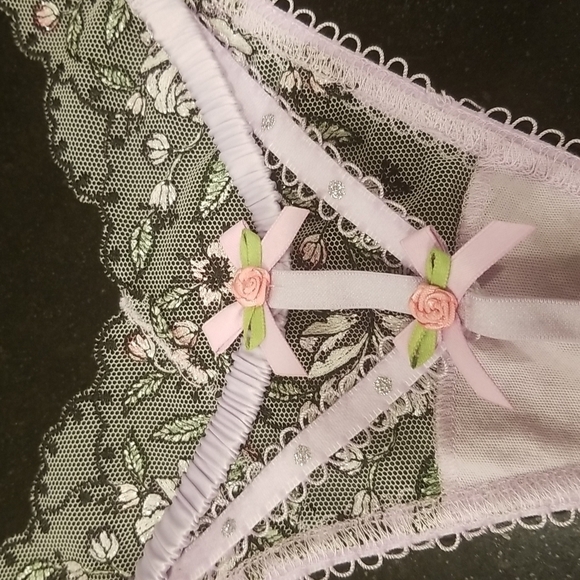 💕FOR LOVE AND LEMONS💕 Lorelei Underwire Bra SDD + Thong Panty Medium Lilac NWT - Picture 15 of 16